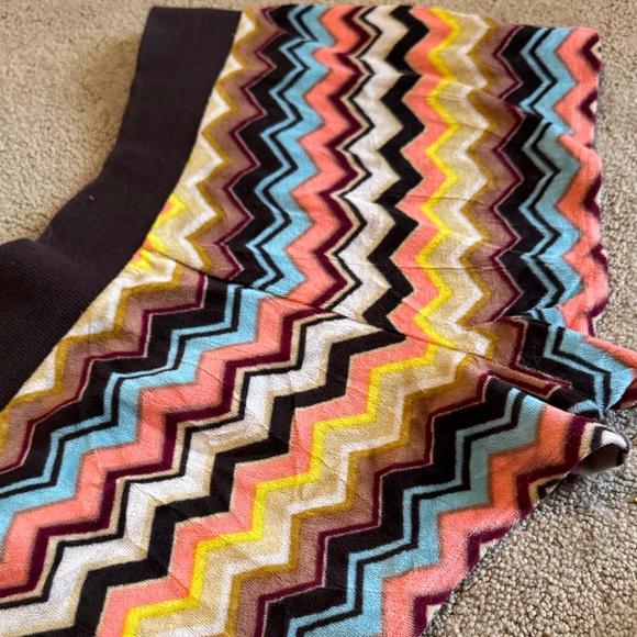 Missoni Multicolor Zigzag Athletic Shorts - Picture 9 of 9